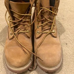 Timberline traditional boots in good used condition.